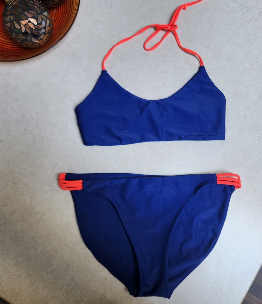 Old Navy 2 Peice Bathing Suit Size L